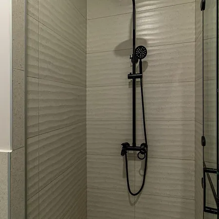 Apartment Trocadero Touch: Hideaway *